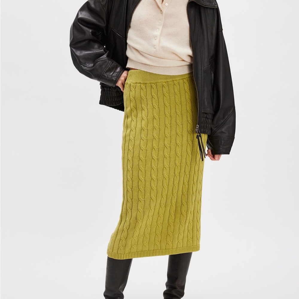Free People Lime Cable Knit Midi Skirt. Brand new!! Tags on!